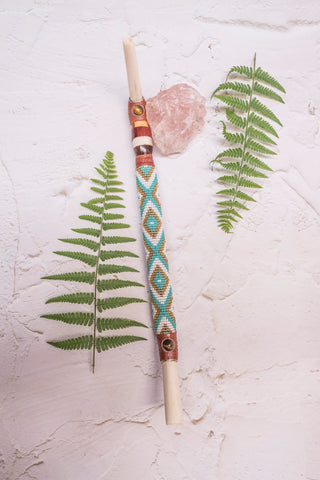 Cofan Beaded Bone Tepi